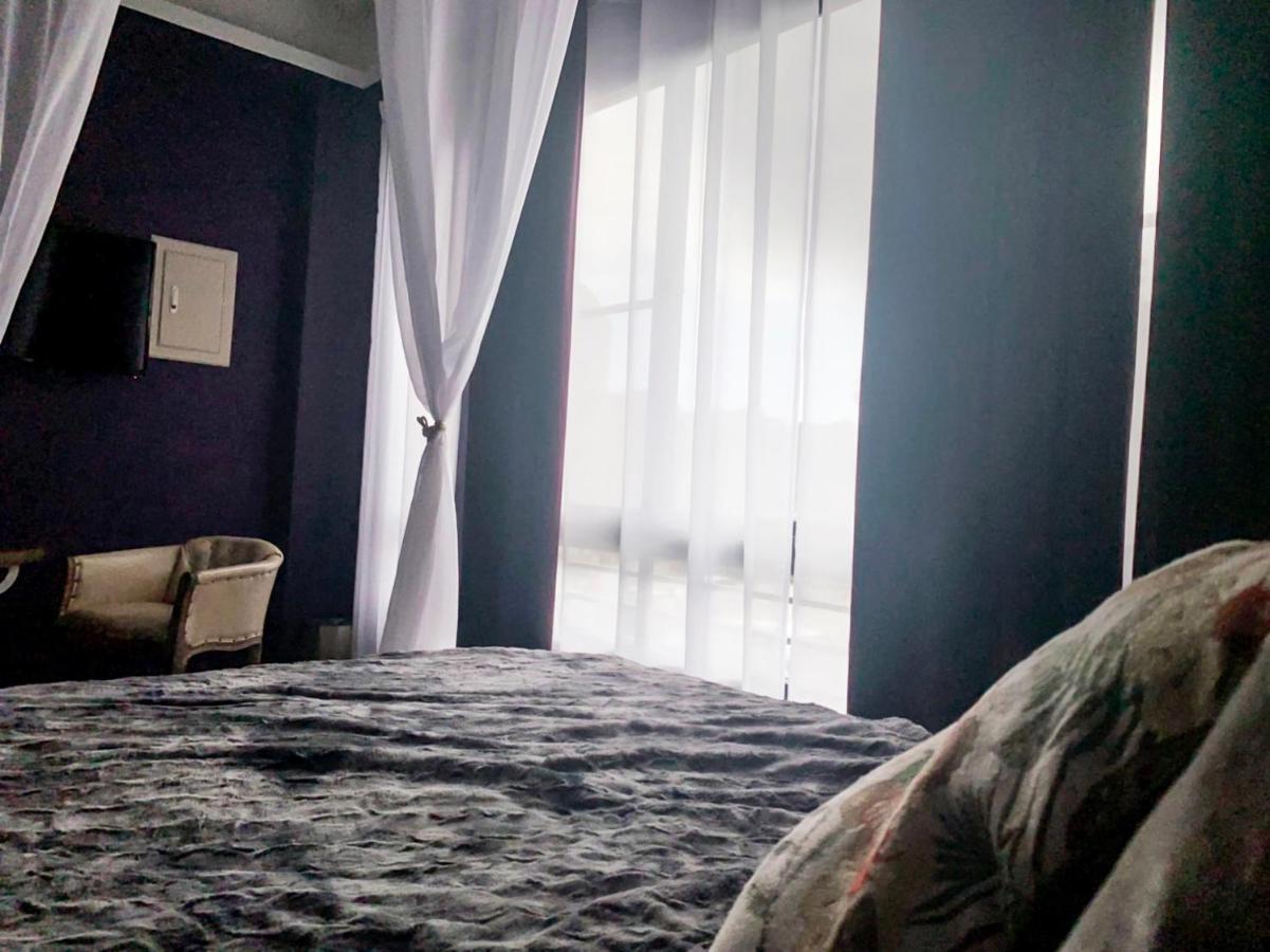 Light Luxury Apartment Apartment Taitung Екстер'єр фото