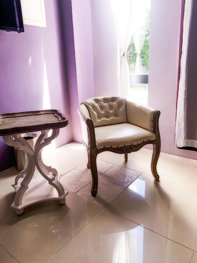 Light Luxury Apartment Apartment Taitung Екстер'єр фото